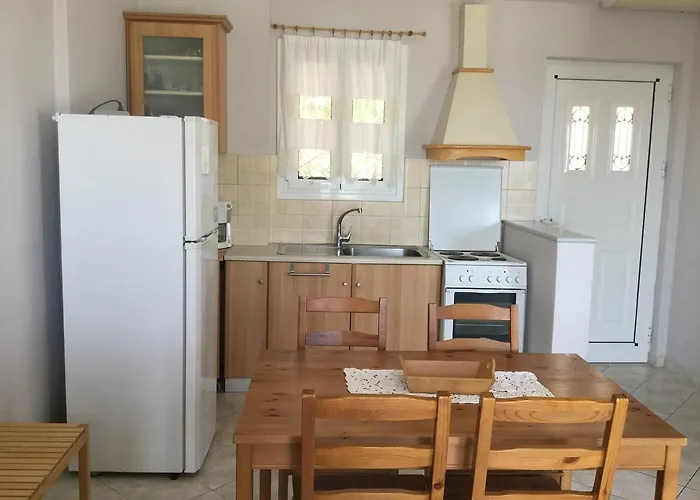 Akti Zaga Apartments